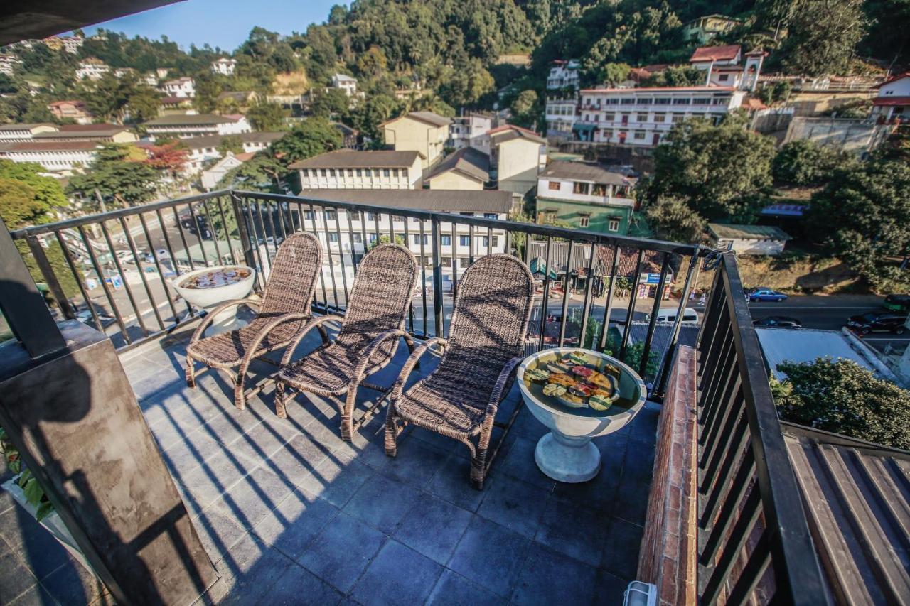 Bunk Planet Hotel Kandy Eksteriør billede