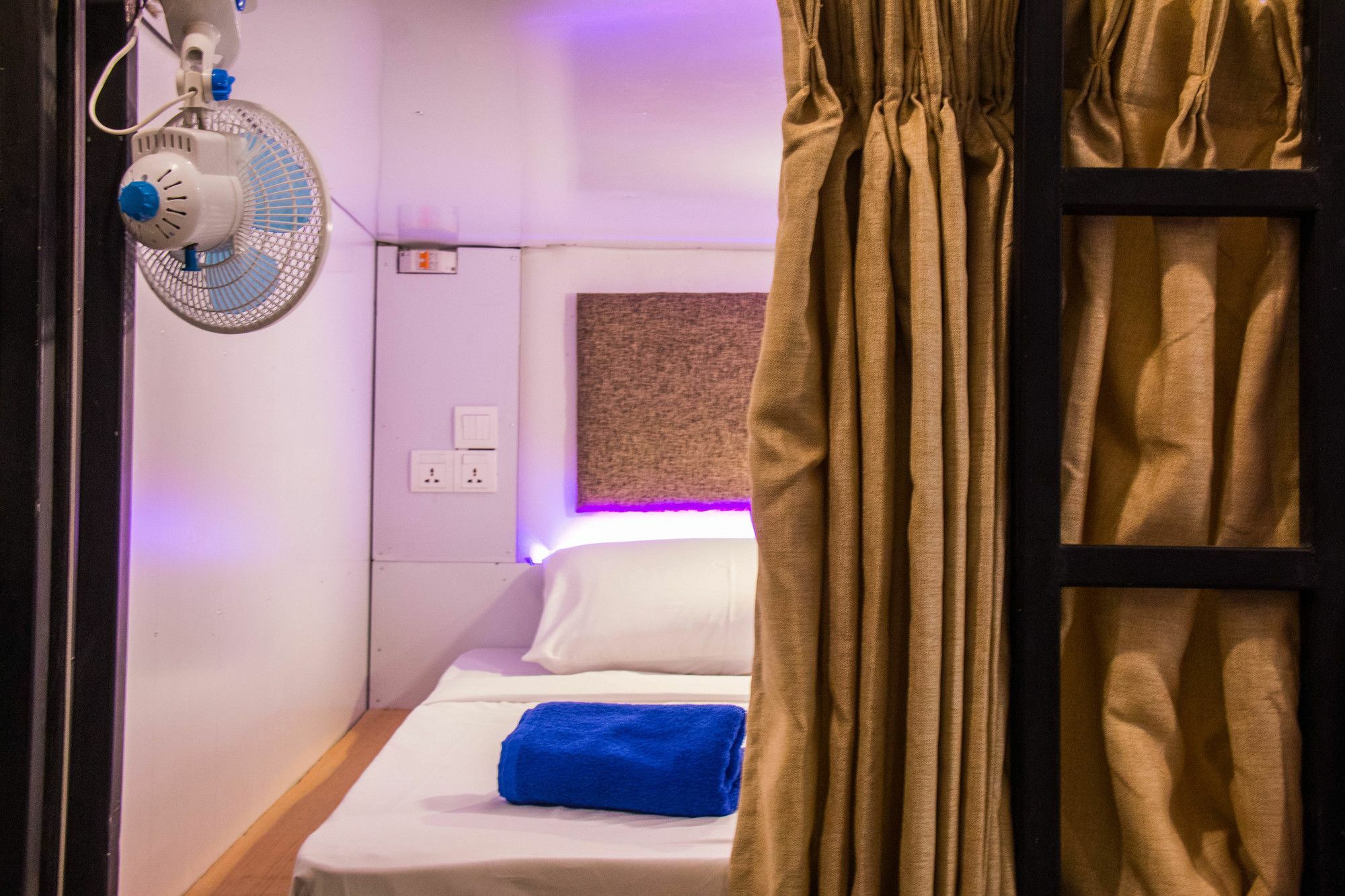 Bunk Planet Hotel Kandy Eksteriør billede